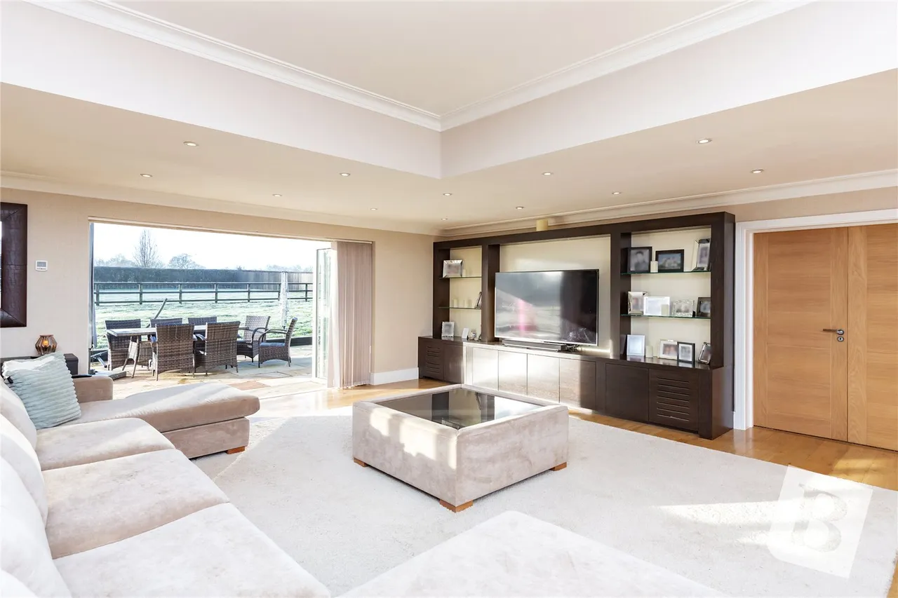 Nazeing, Waltham Abbey, EN9, photo 9