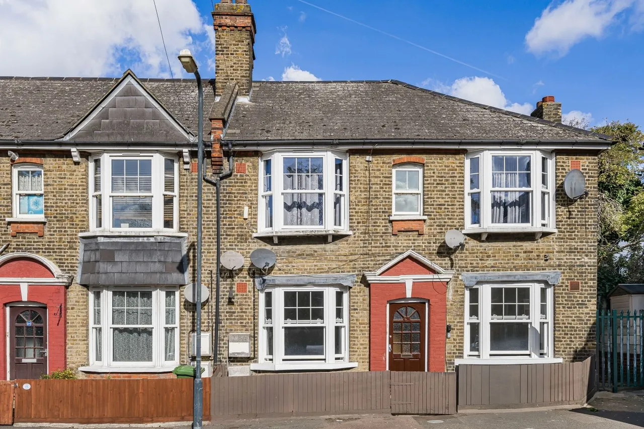 2 bed flat for sale, Derrick Gardens, SE7