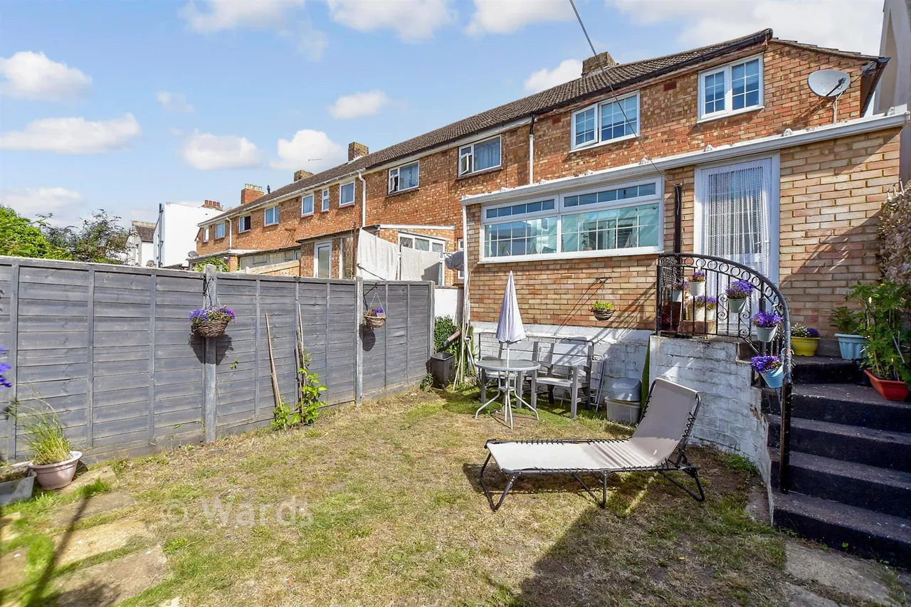 Warren Road, Folkestone, CT19, photo 15