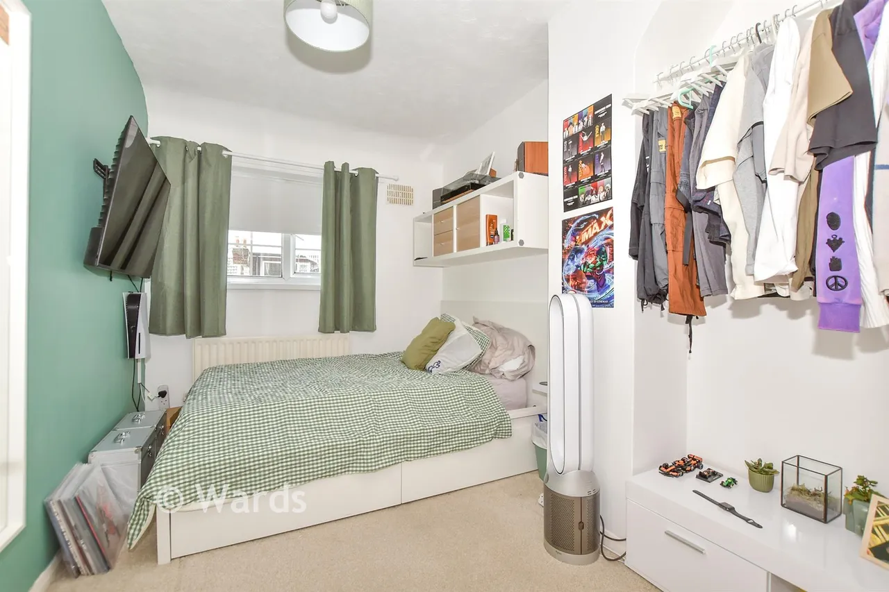 Warren Road, Folkestone, CT19, photo 13