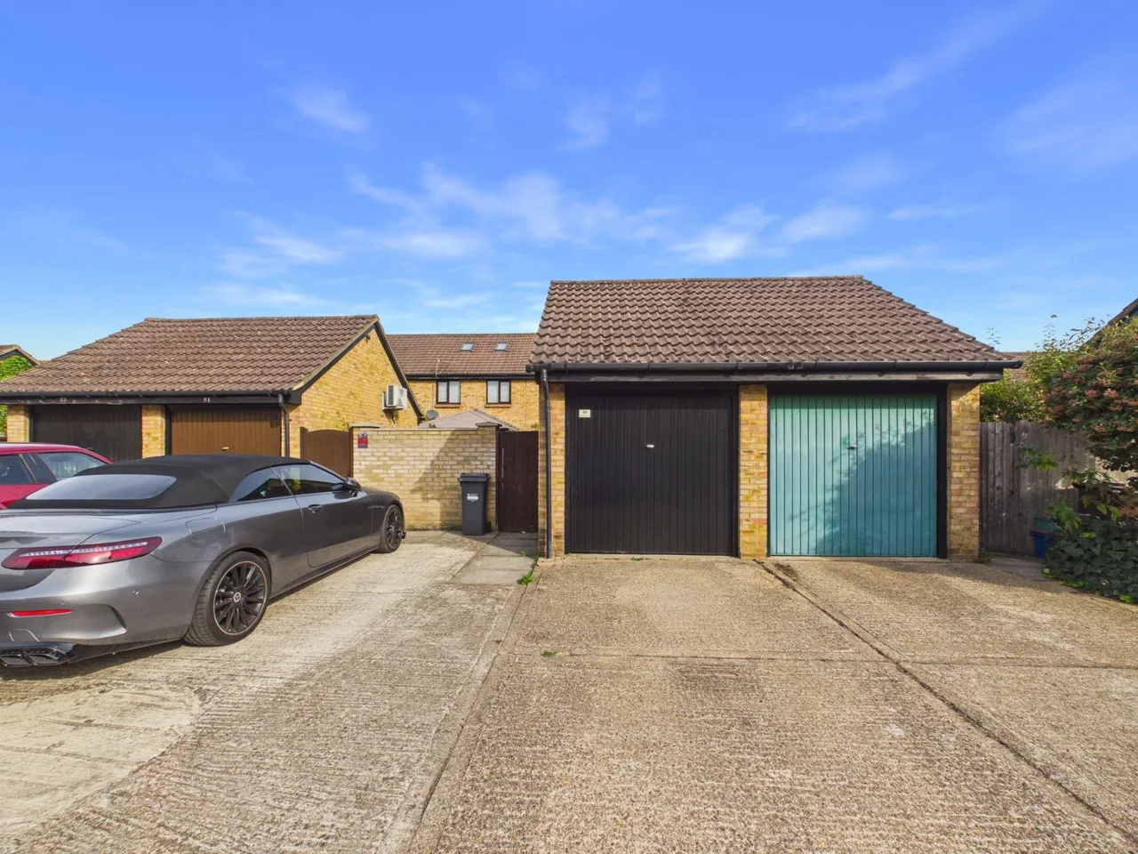 Feltham, photo 16