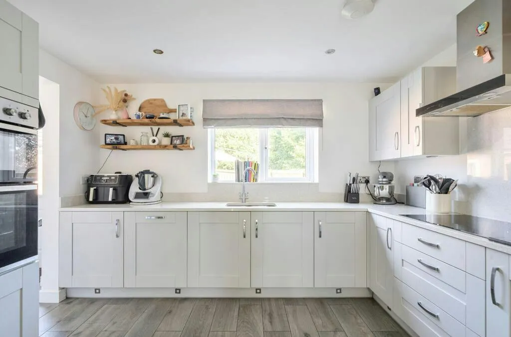 Colliers Gardens, Backwell, BS48, photo 6