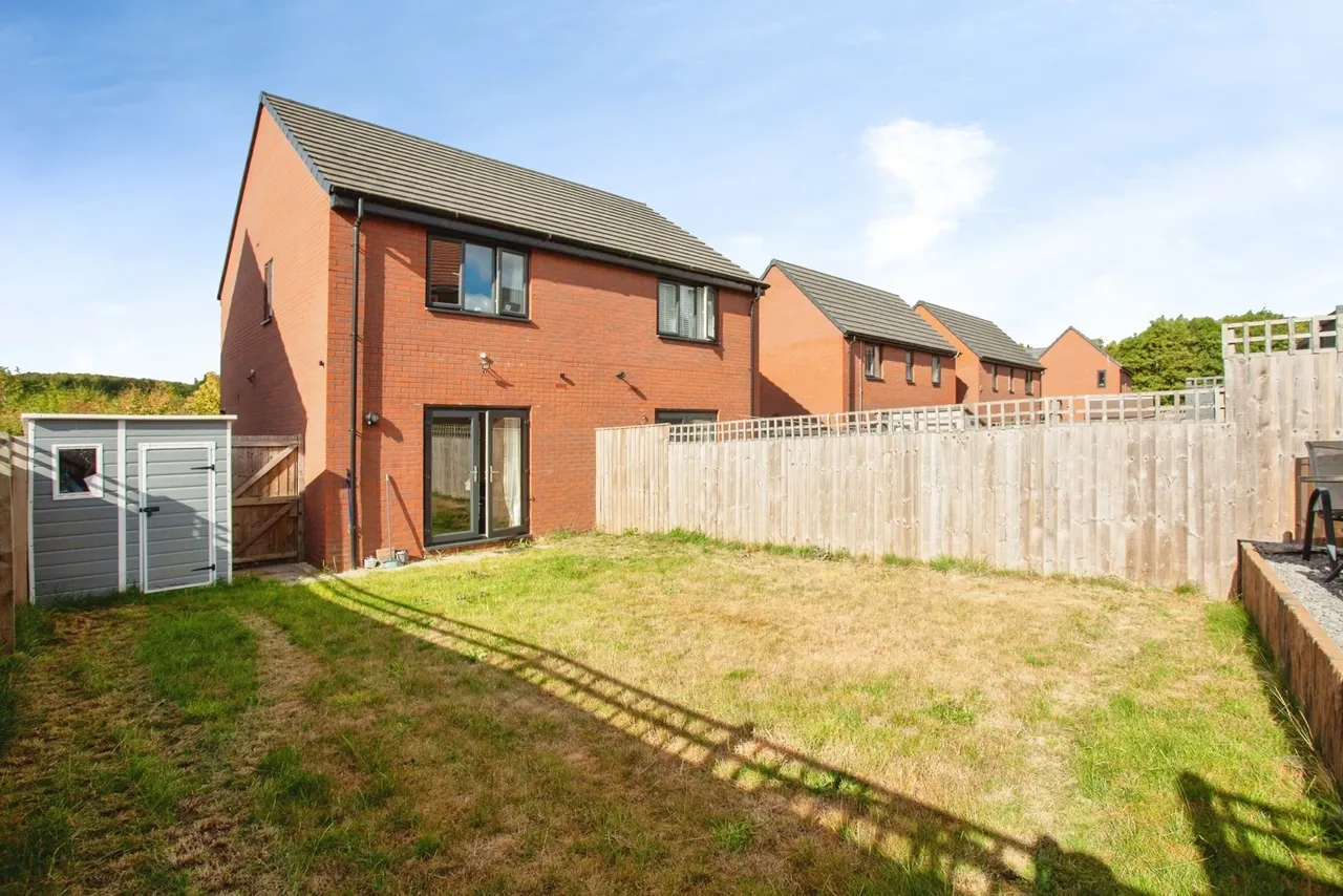 Dove Lane, Woodlands, Doncaster, South Yorkshire, DN6, photo 13