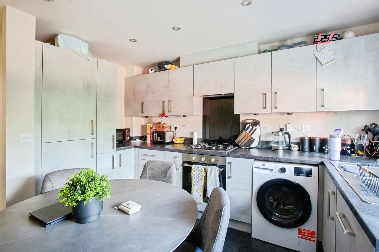 Dove Lane, Woodlands, Doncaster, South Yorkshire, DN6, photo 6