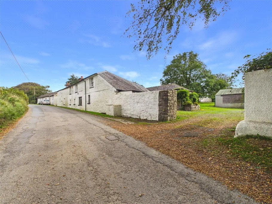 Launceston, PL15, photo 22