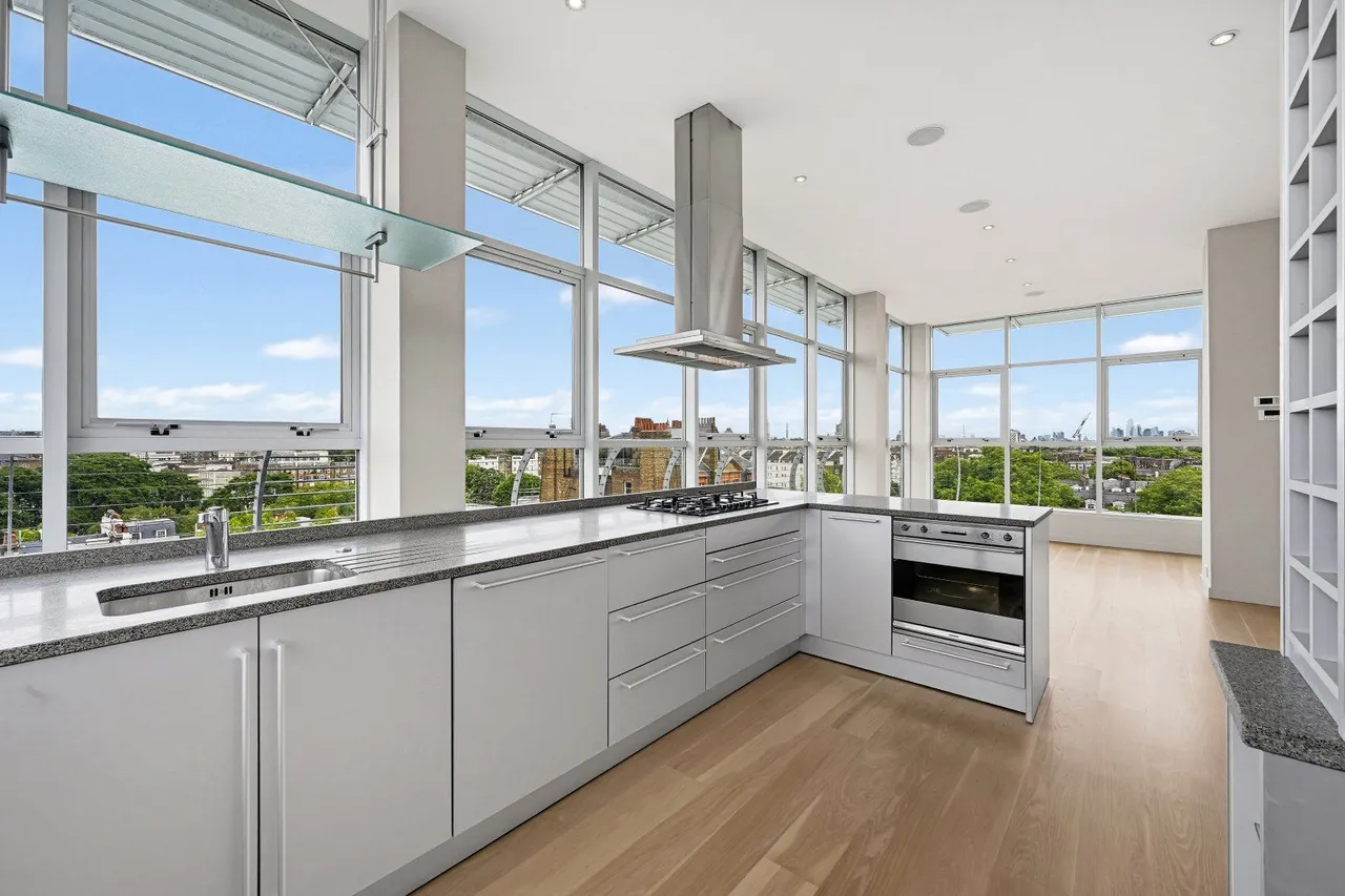 Roland Gardens, South Kensington, London, SW7 3RU, photo 4