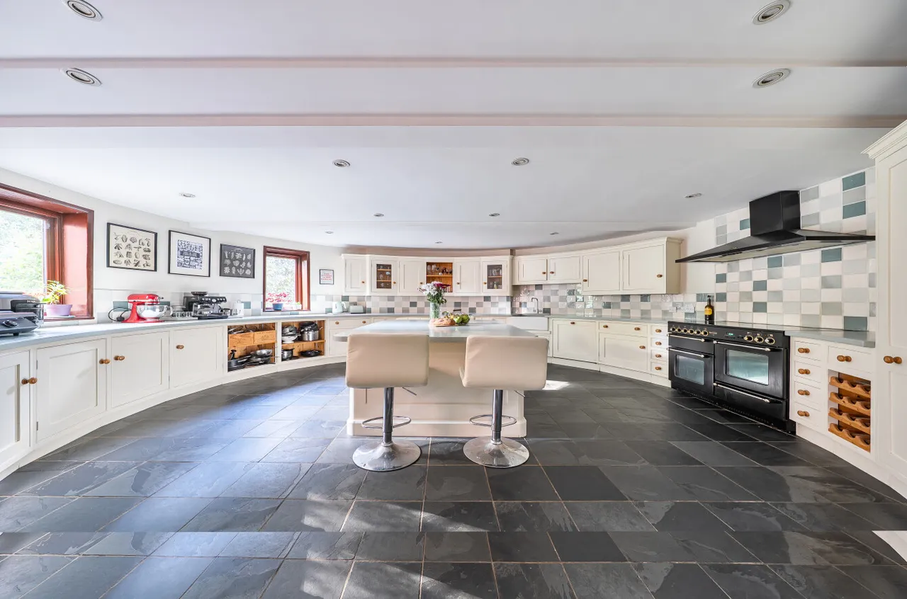 Badsell Road, Five Oak Green, TN12, photo 3