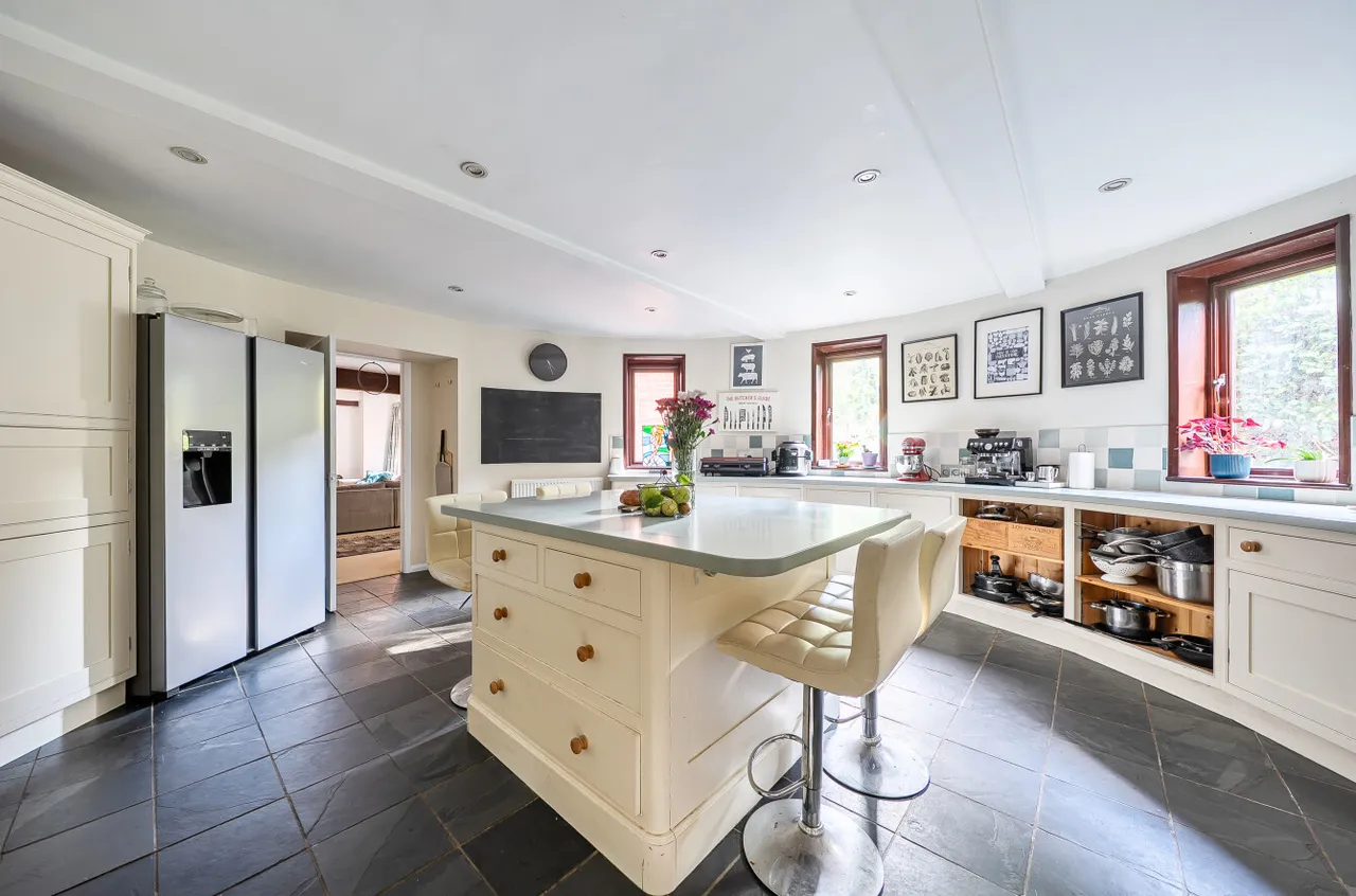 Badsell Road, Five Oak Green, TN12, photo 4