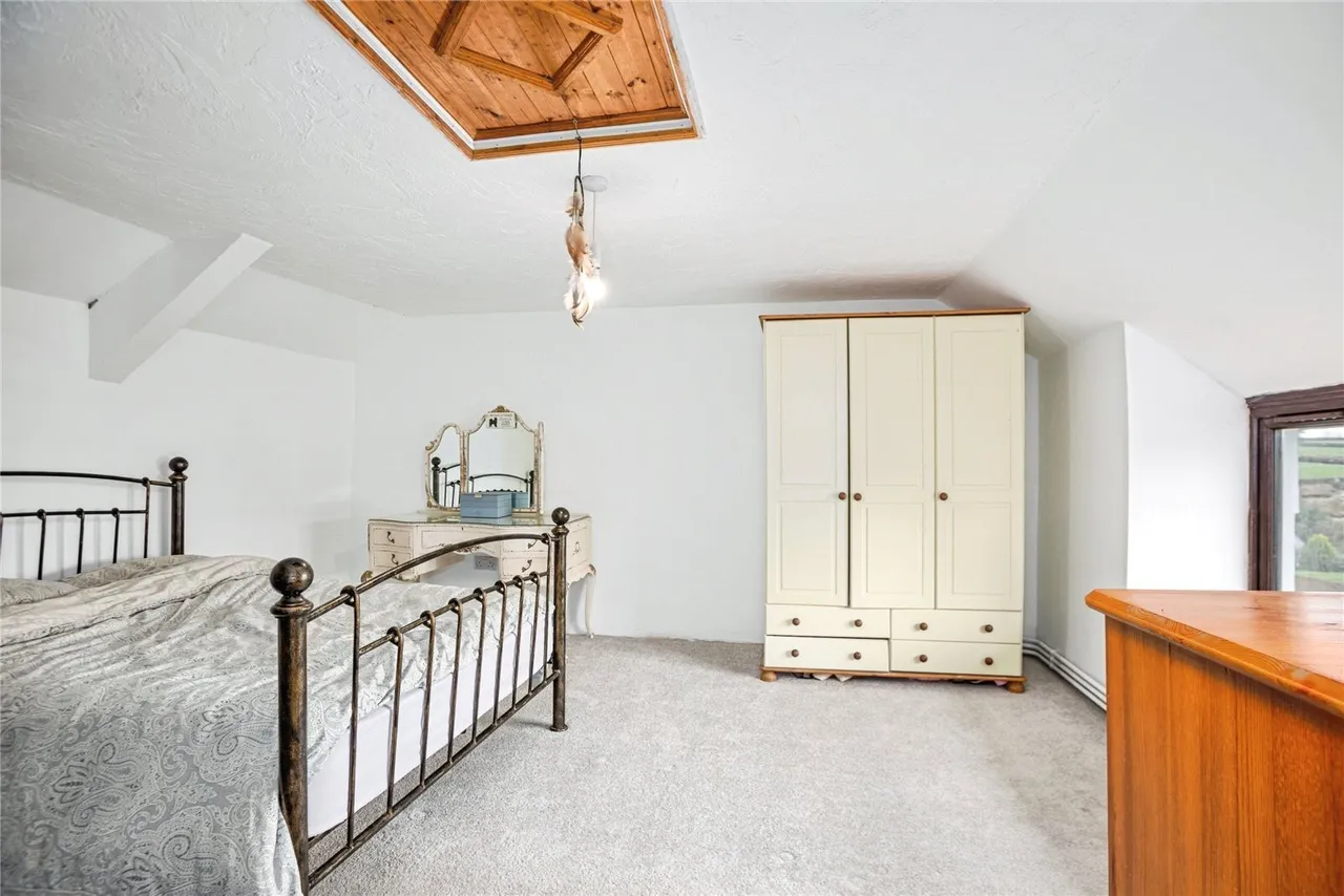Cwmsychpant, Llanybydder, SA40, photo 16