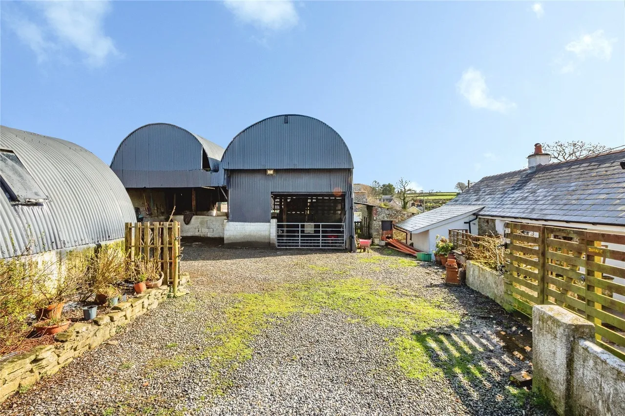 Cwmsychpant, Llanybydder, SA40, photo 28