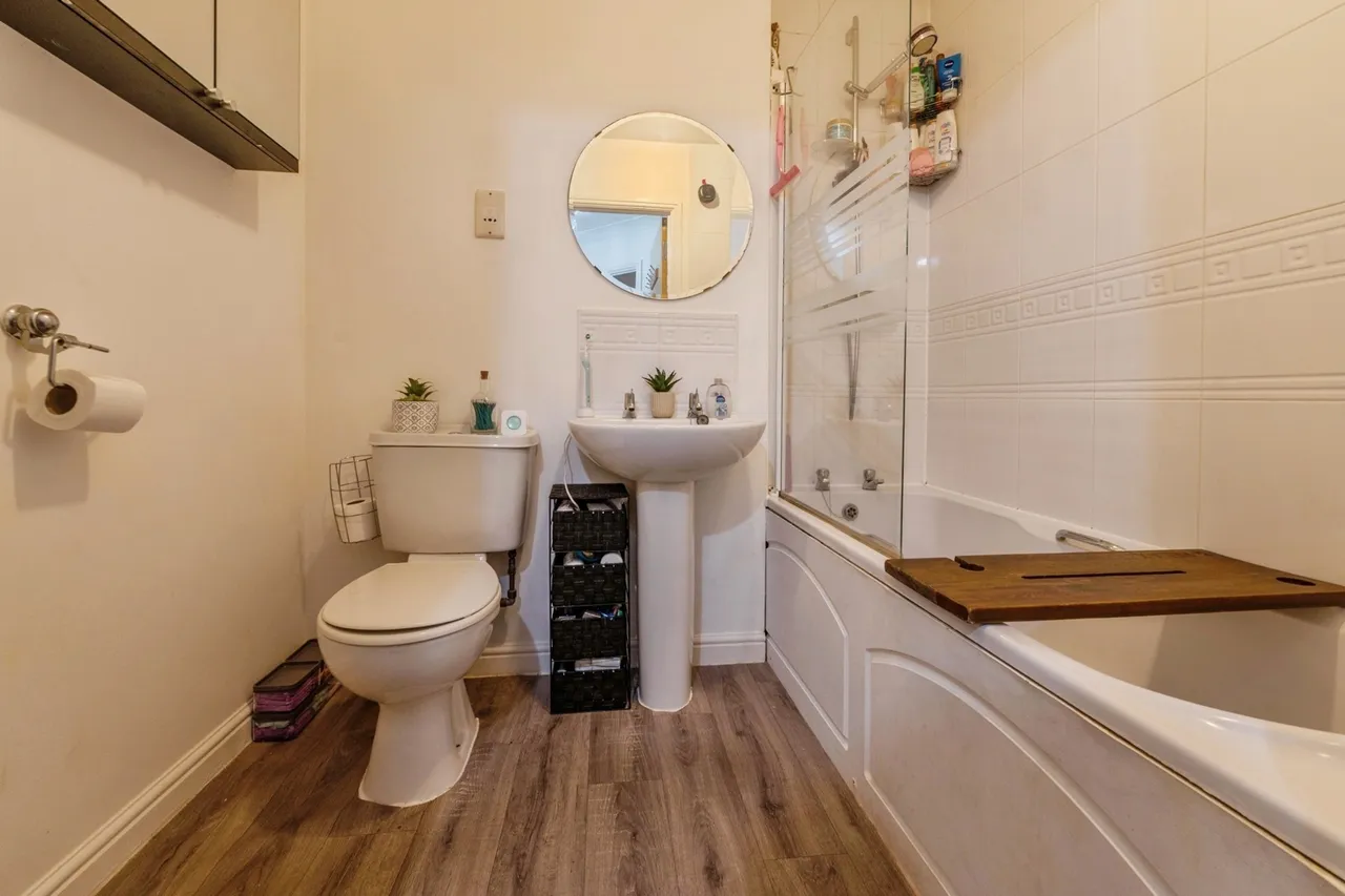 Roche Close, Rochford, Essex, SS4, photo 6