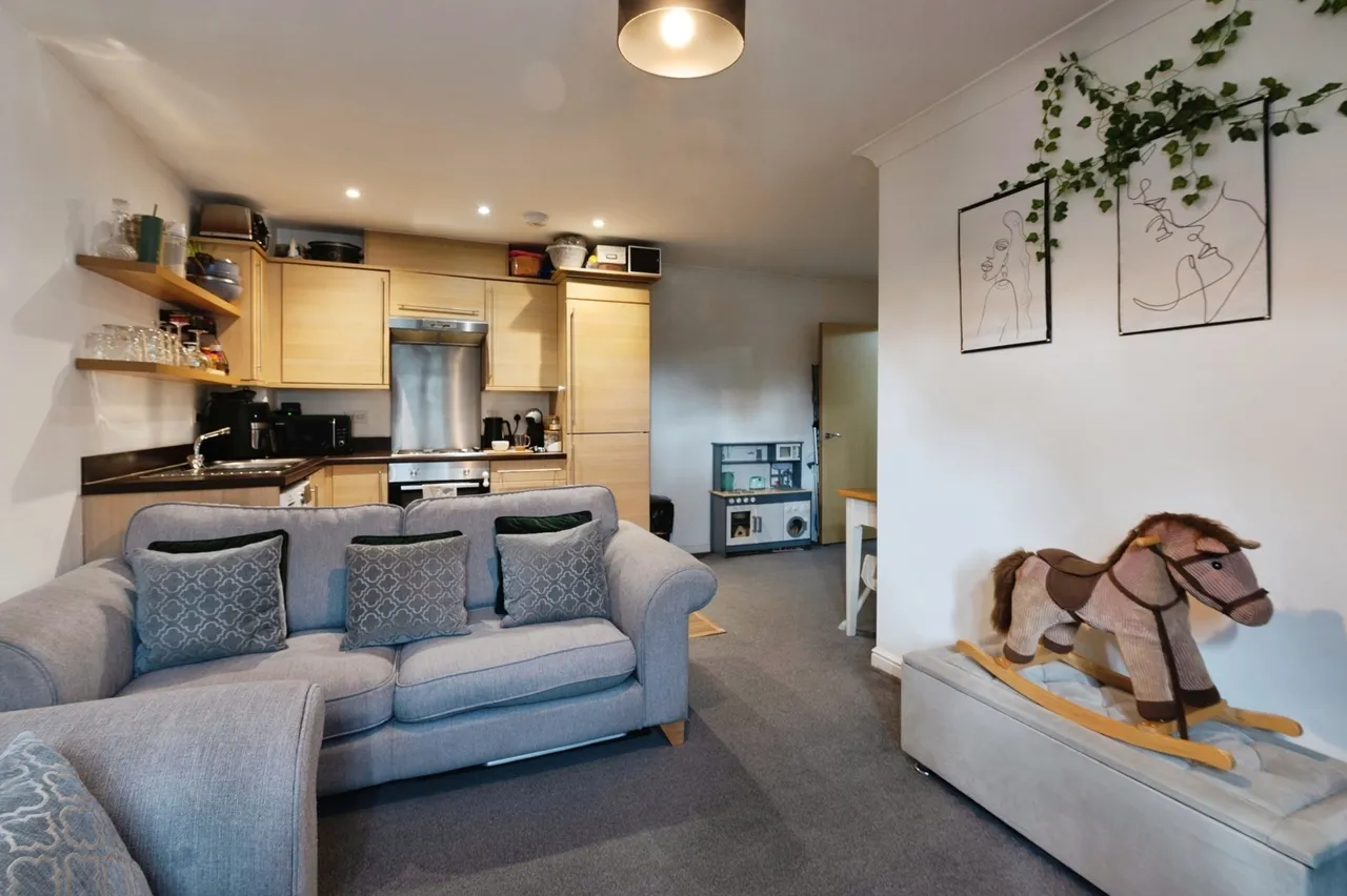 Roche Close, Rochford, Essex, SS4, photo 10