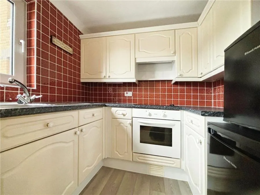 Currie Road, Sandown, PO36, photo 4