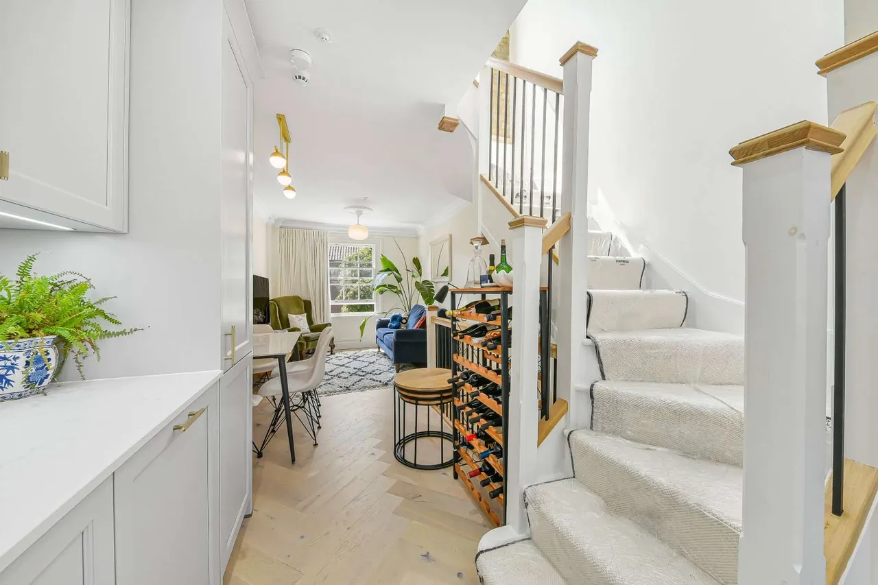 Violet Hill, London, NW8 9EB, photo 3