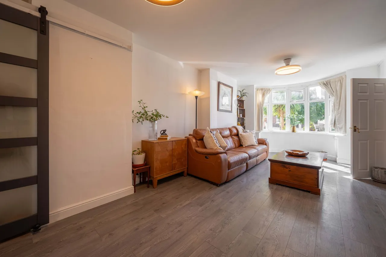Heathcote Road, Whitnash, Leamington Spa, CV31 2NF, photo 4