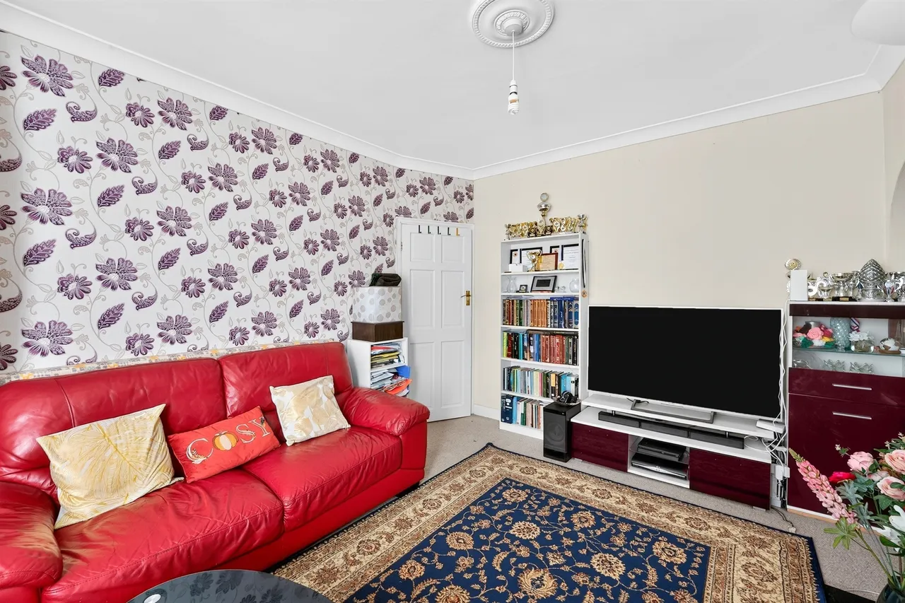 Hartland Way, Morden, SM4, photo 7