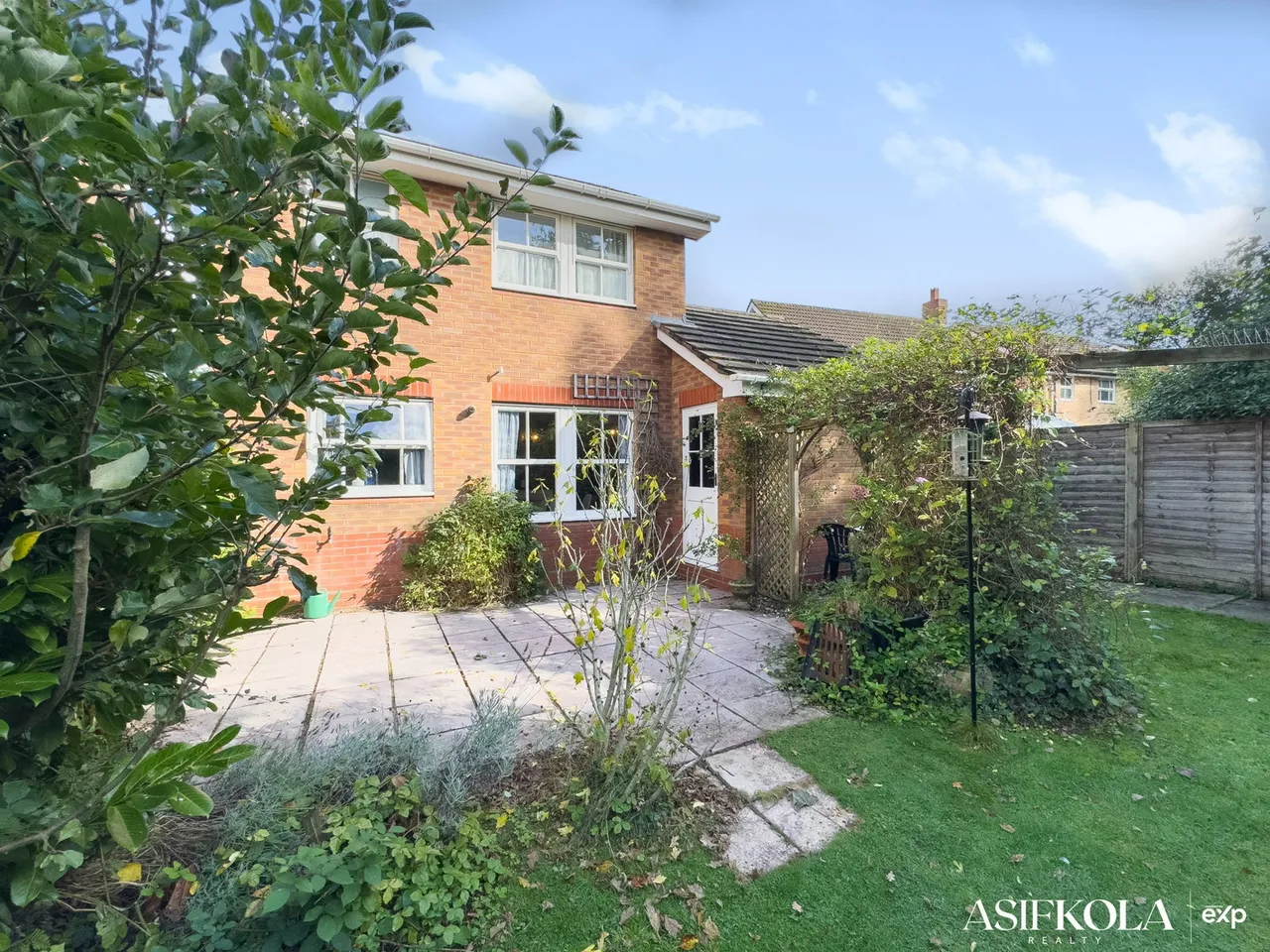 Ashby Court, Hillfield, B91, photo 9