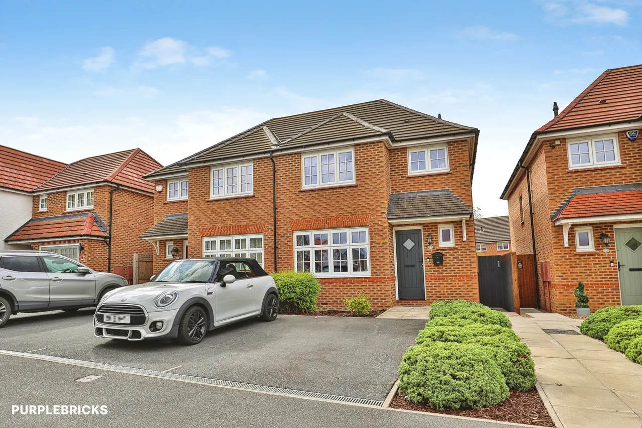 Hotspur Way, Leeds, LS25, photo 4