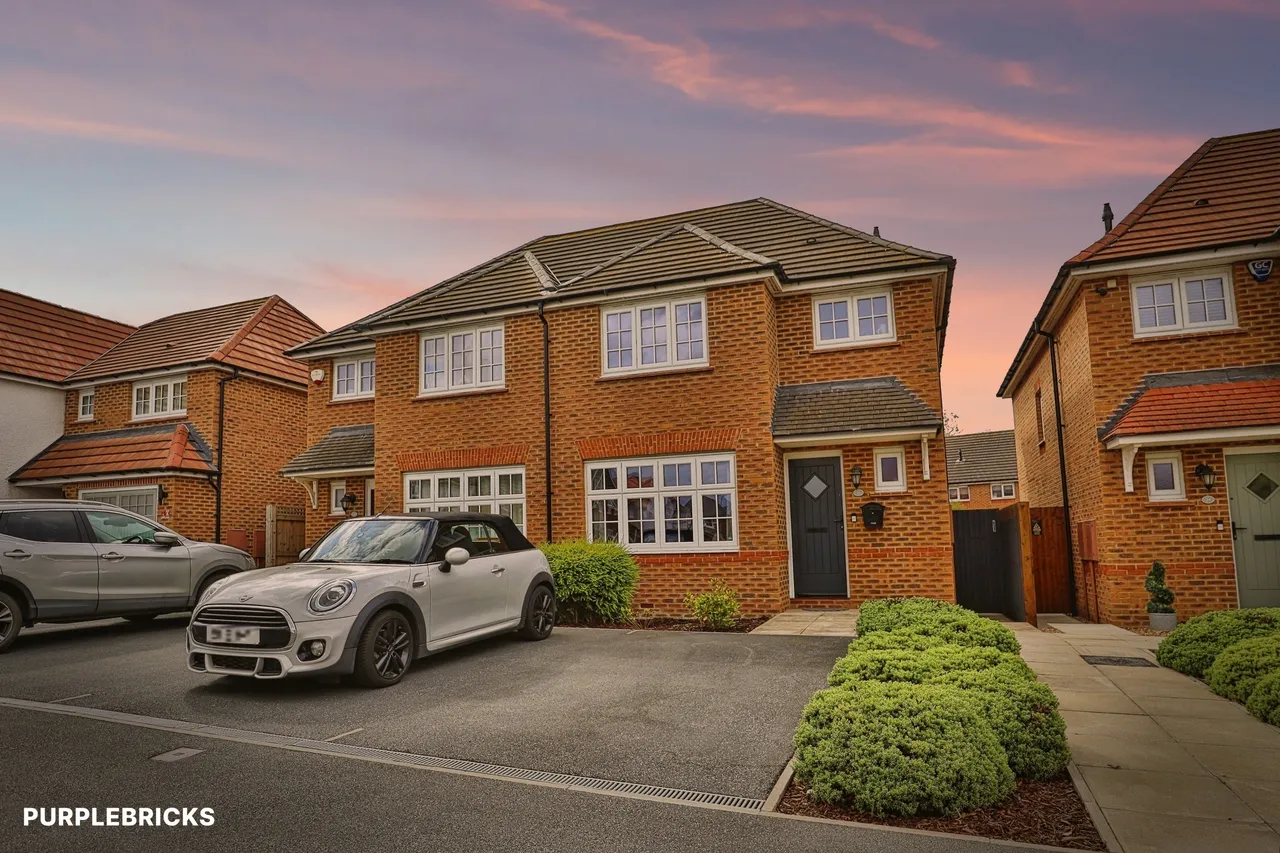 Hotspur Way, Leeds, LS25, photo 36