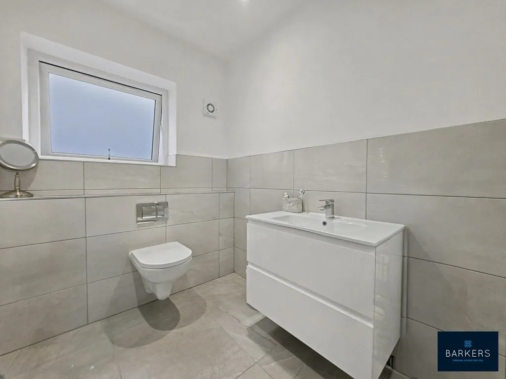 Highmoor Lane, Cleckheaton BD19 6LW, photo 20