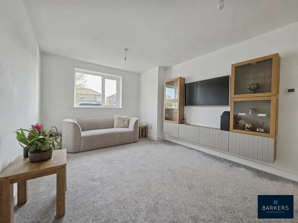Highmoor Lane, Cleckheaton BD19 6LW, photo 4