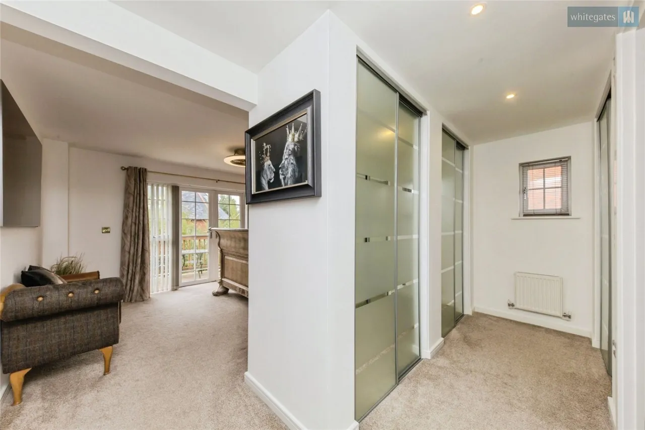 Wychwood Park, Weston, CW2, photo 18