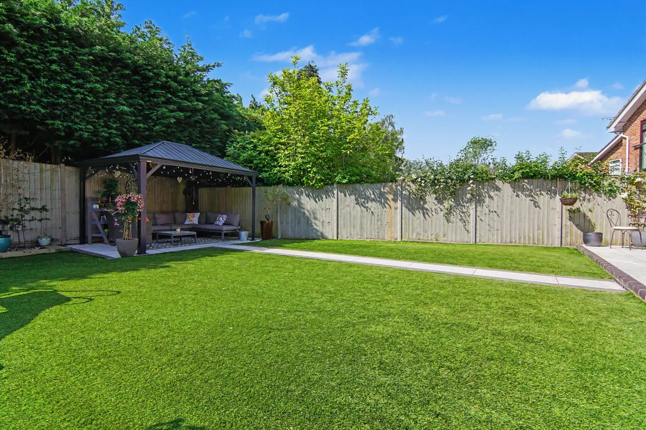 Needlers End Lane, Balsall Common, CV7, photo 37