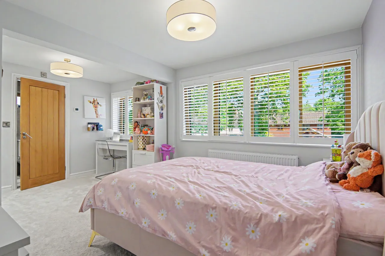 Needlers End Lane, Balsall Common, CV7, photo 30