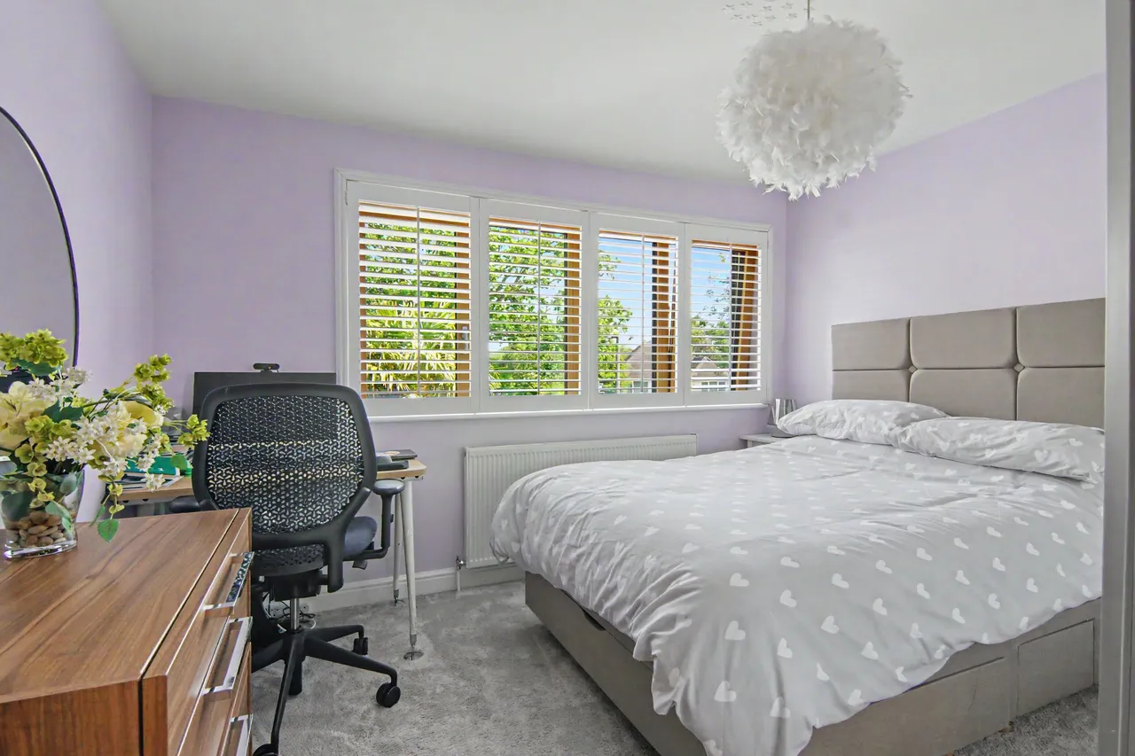 Needlers End Lane, Balsall Common, CV7, photo 28