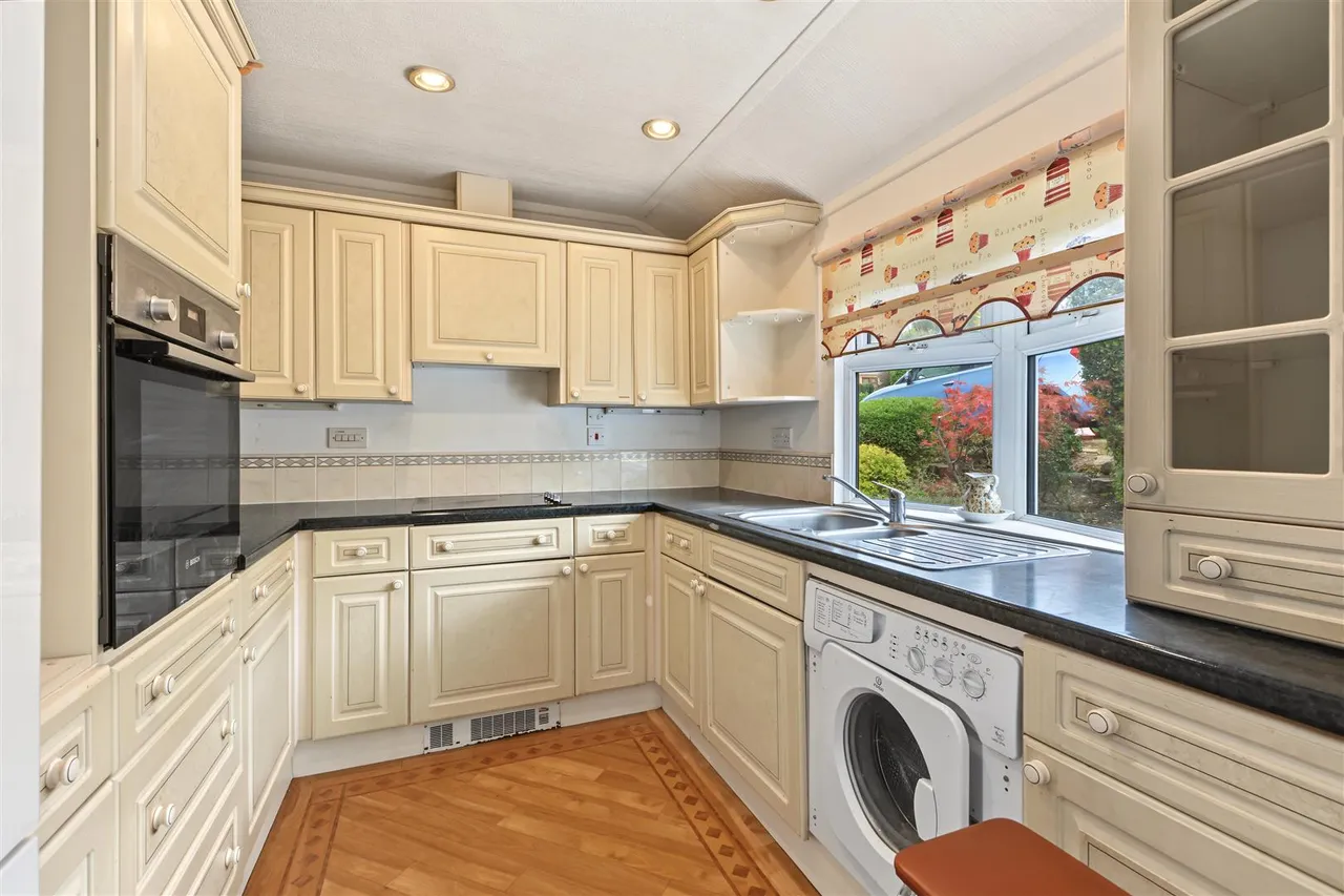 Sharpes Way, Killarney Park, NG6, photo 4