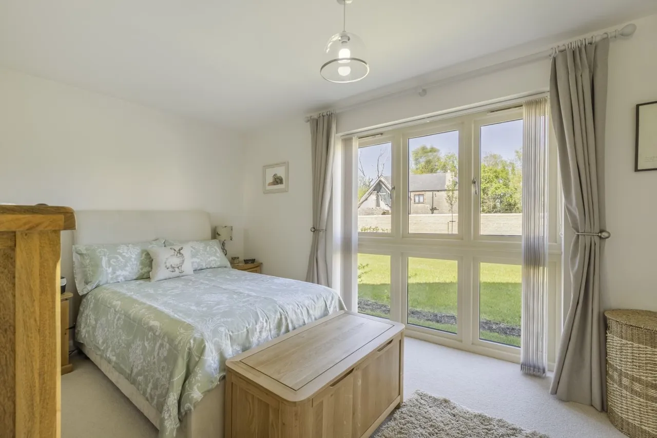 Rooktree Farm Court, Down Ampney, GL7, photo 4