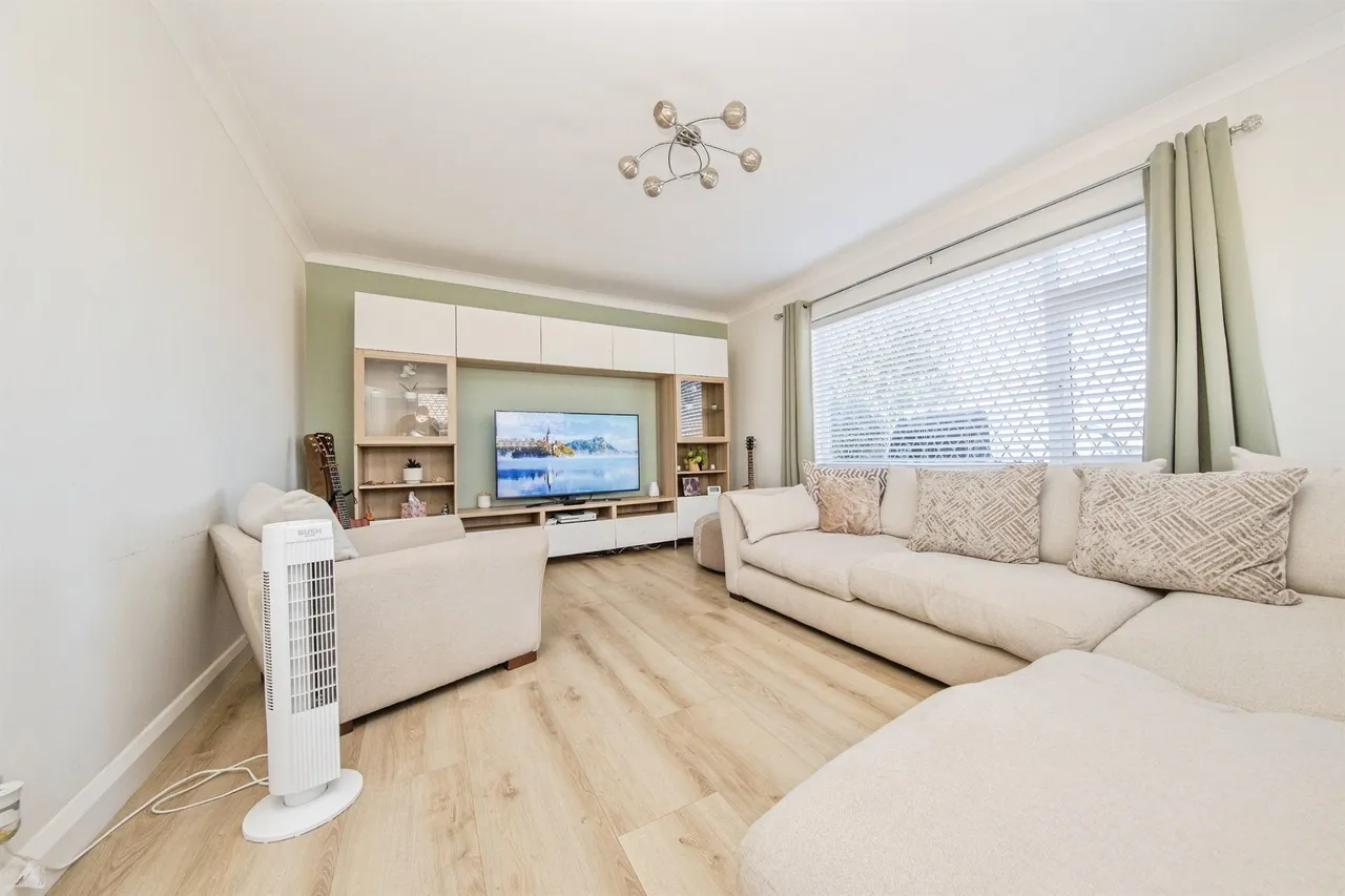 Victoria Avenue, Kirby-le-Soken, CO13, photo 2