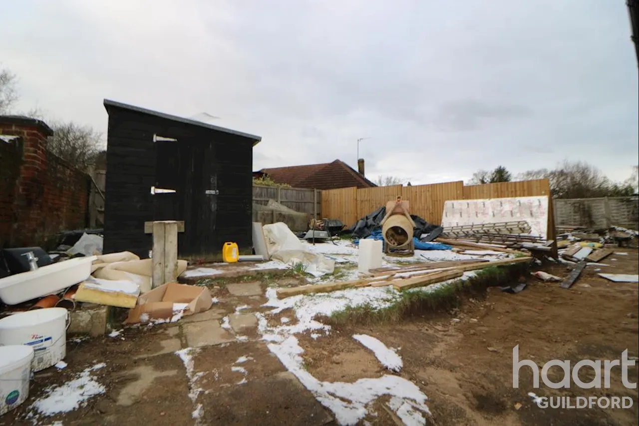 Leefield, GU23, photo 12