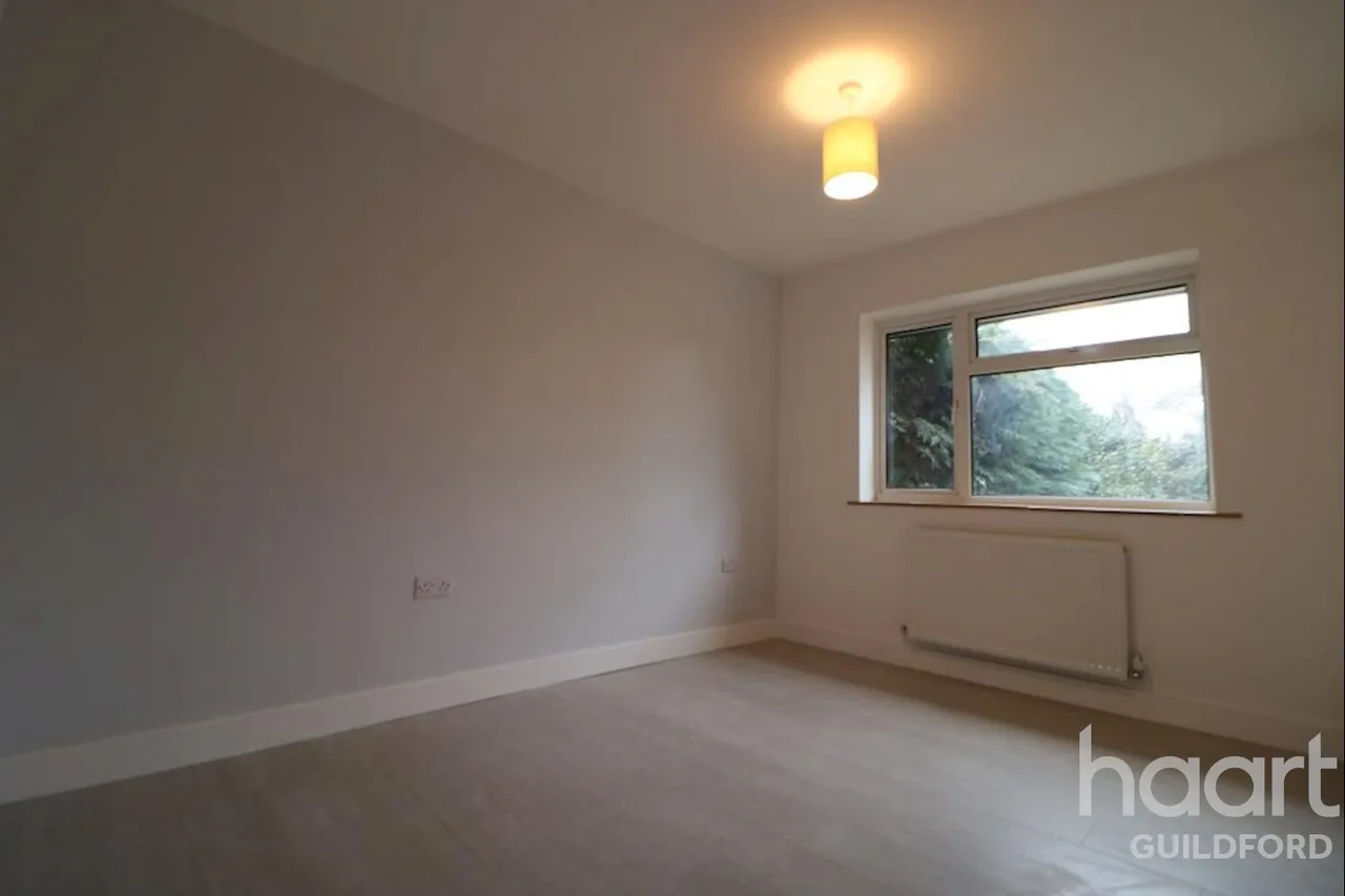 Leefield, GU23, photo 8