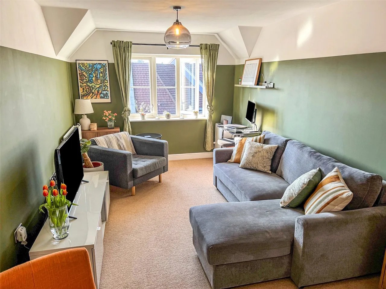 Coppice Square, Aldershot, Hampshire, GU12 4GD, photo 2