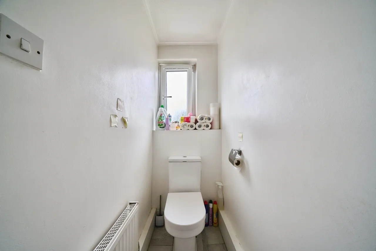 Hatfield Road, London, E15, photo 10