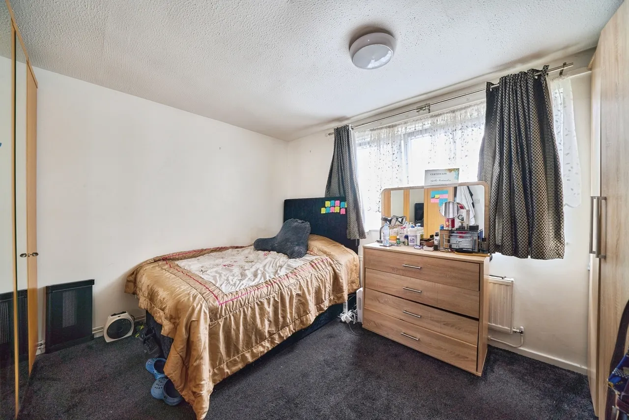 Hatfield Road, London, E15, photo 7