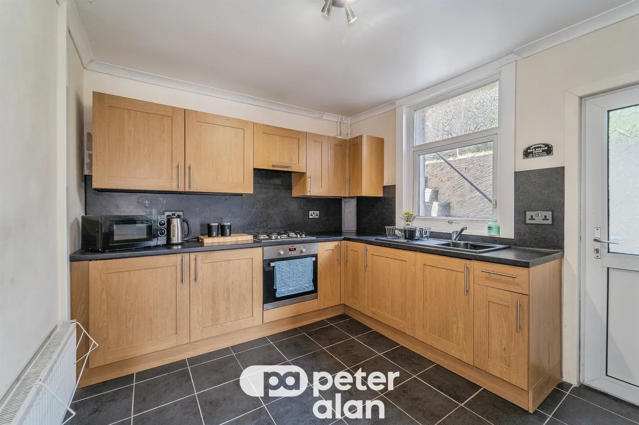 Villiers Road, Port Talbot, SA13, photo 2
