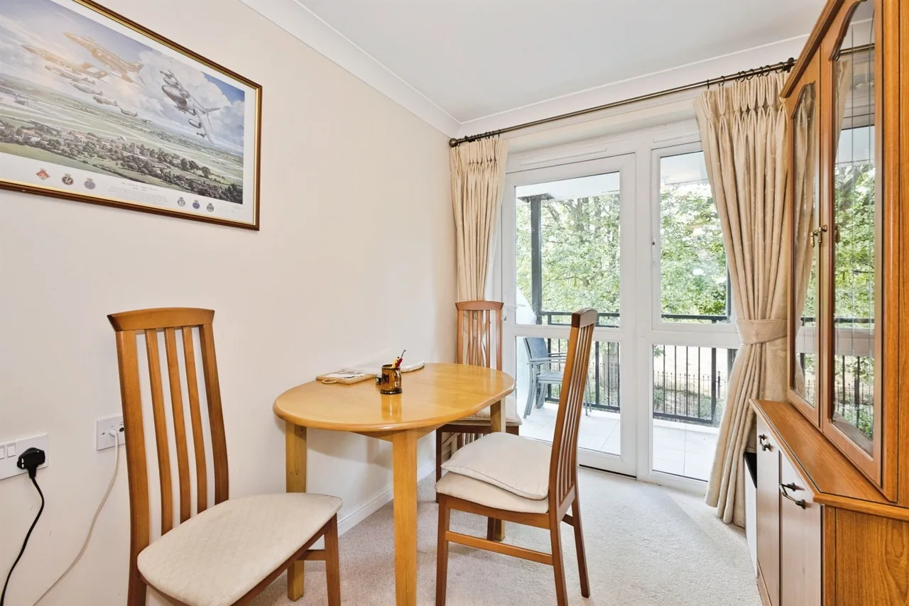 Wyndham Court, Yeovil, BA21, photo 5