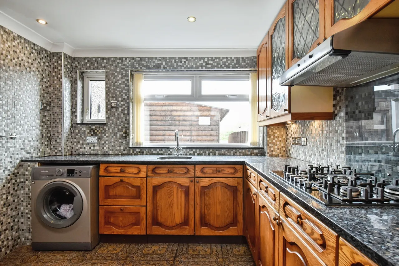 Aneurin Place, Ebbw Vale, photo 8