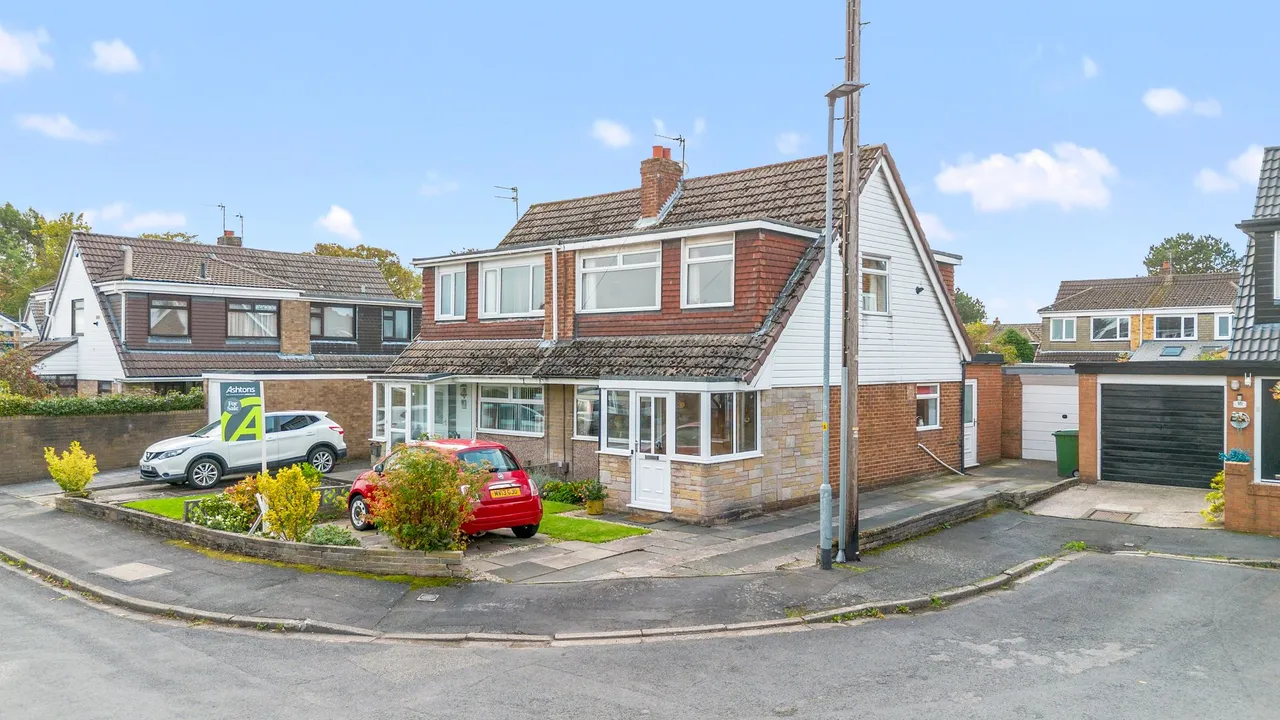 3 bed house for sale — Rothay Drive, Penketh, Warrington, Warrington, WA5 2PG
