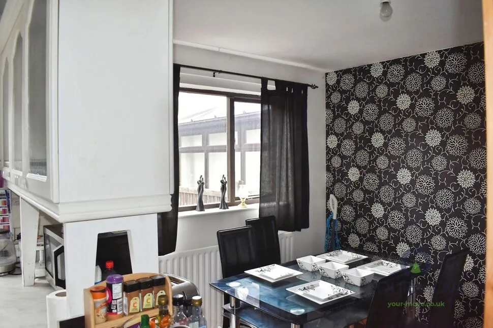 Thorpefield Drive, Thorpe Hesley, South Yorkshire, S61, photo 7