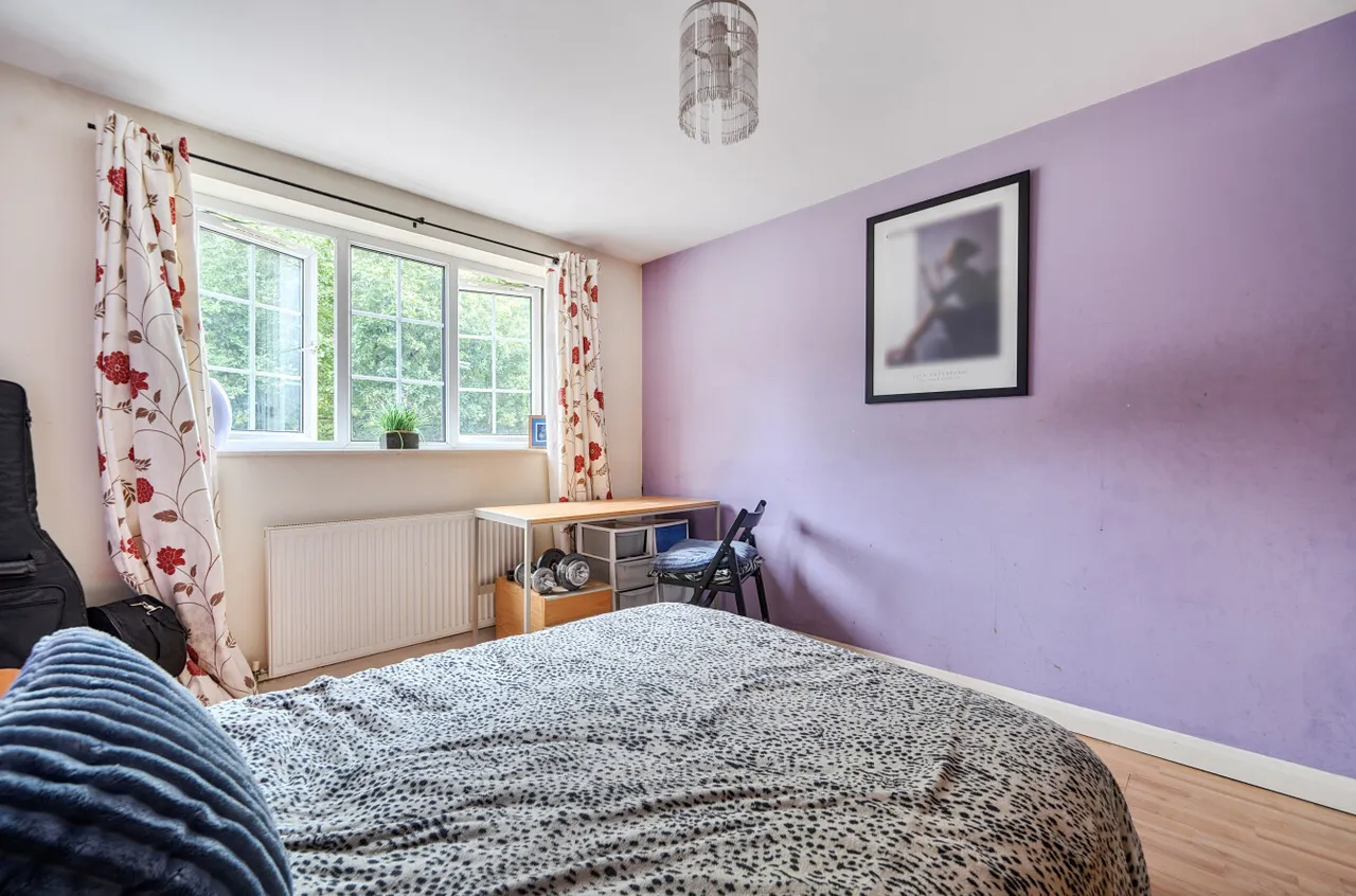 Estcots Drive, East Grinstead, West Sussex, RH19 3DB, photo 20
