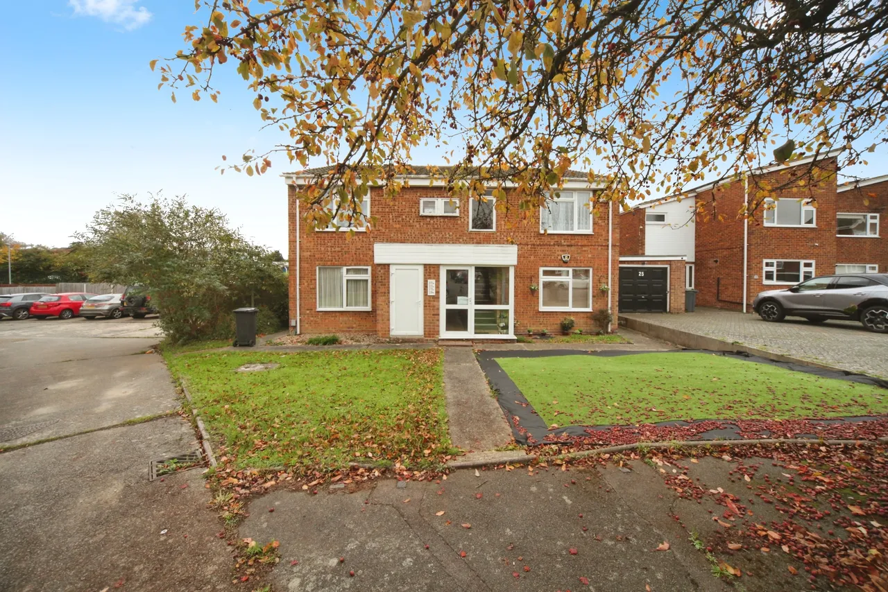 Seaford Close, Luton, LU2, photo 2