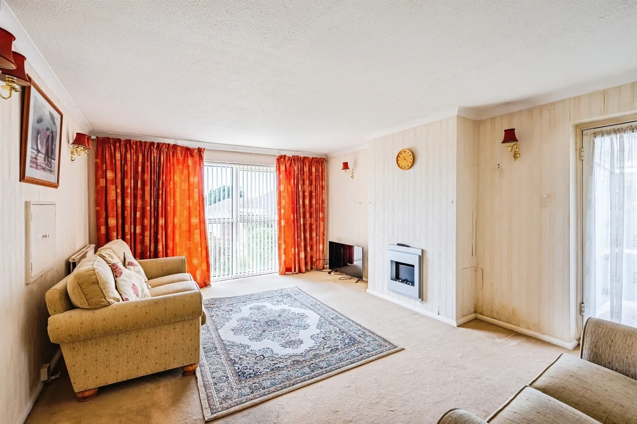 Gleneagles Close, Seaford, BN25, photo 2