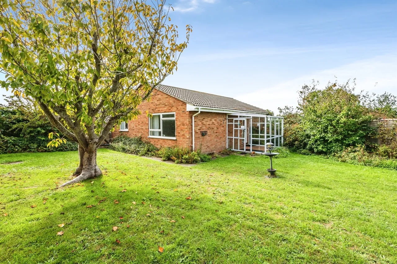 Gleneagles Close, Seaford, BN25, photo 11