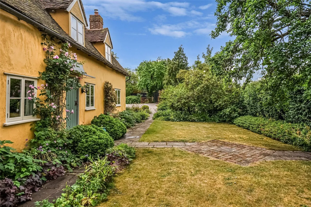 Belchamp Walter Road, Borley, CO10, photo 9