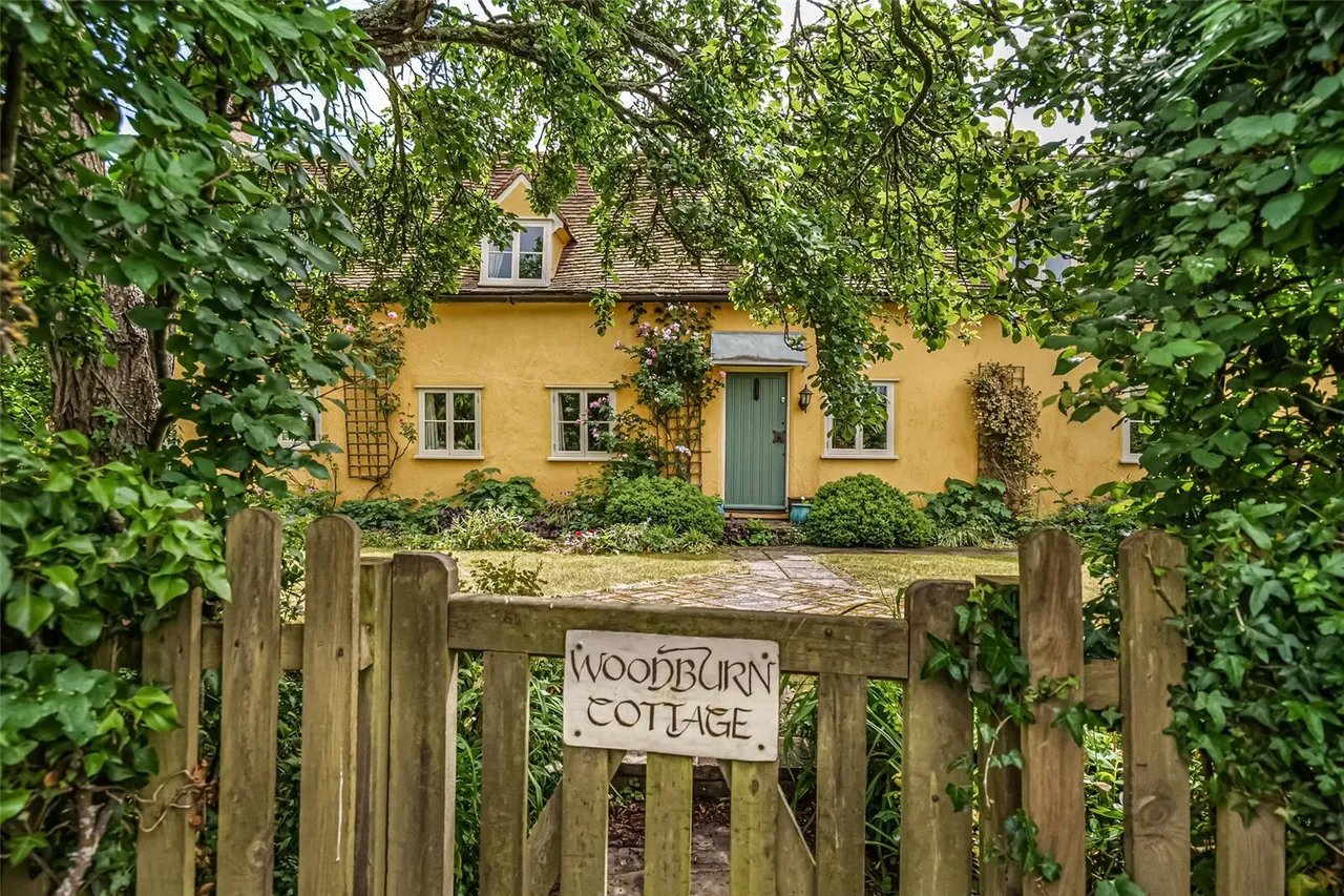 Belchamp Walter Road, Borley, CO10, photo 28