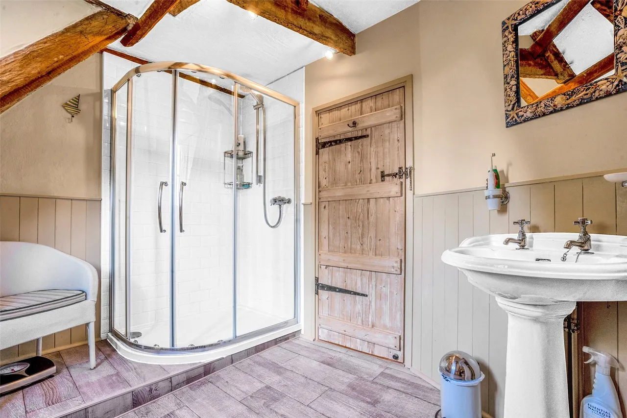 Belchamp Walter Road, Borley, CO10, photo 17