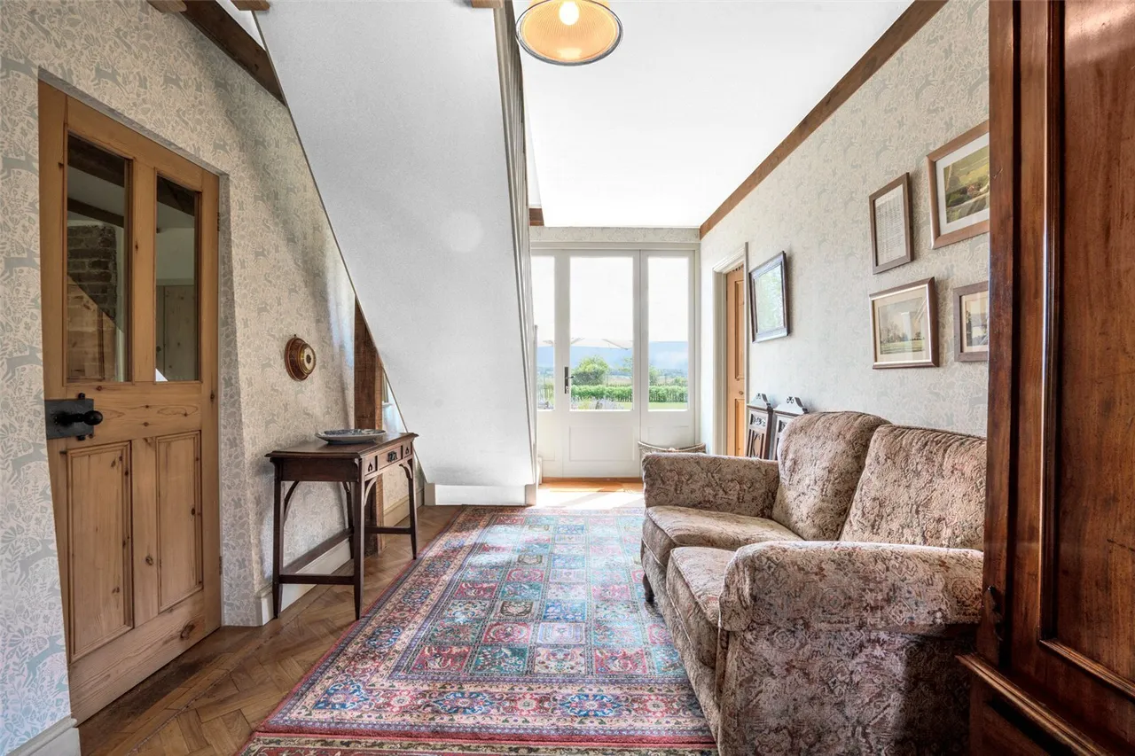 Belchamp Walter Road, Borley, CO10, photo 11